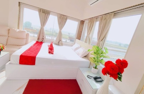 Barddhaman Hotel | NEW RUBI RESTAURANT CUM BAR AND LODGE