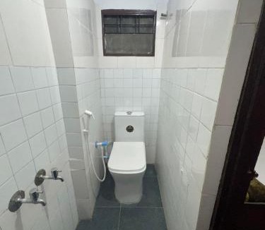 Chickpet Cabin | New Sampath Deluxe Rooms