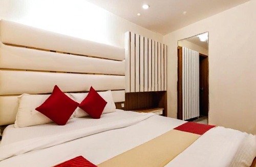 Paharganj Cabin | New Star Comfort Stay New Delhi