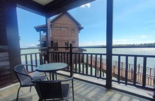 Padang Matsirat Apartment | Newly Renovated Studio w Seaview Balcony