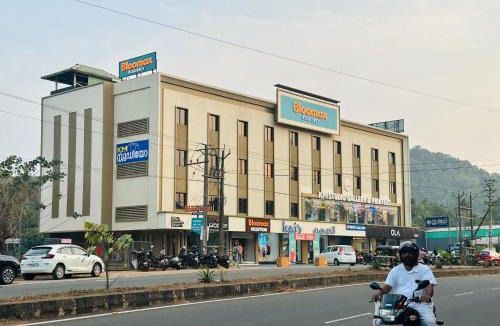 Malappuram Hotel | Nexstay Bloomax Residency