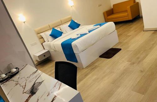 Nagavara Hotel | Niharika Heights Luxury Hotel