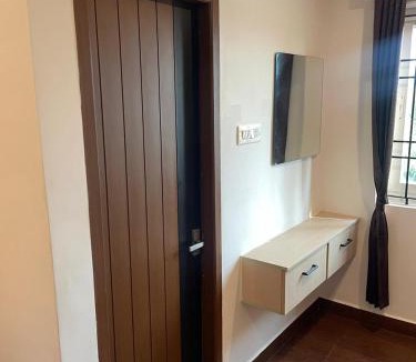 Kottakuppam Hotel | Niki Inn