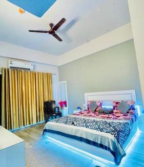 Greater Noida Apartment | Nikku Stylish Apartment