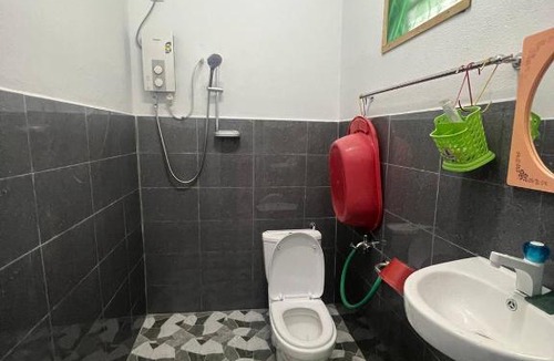 Parit Buntar House | Nipah Medium Roomstay Parit Buntar