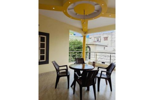 Kakarmatha Hotel | Nirmala House Homestay