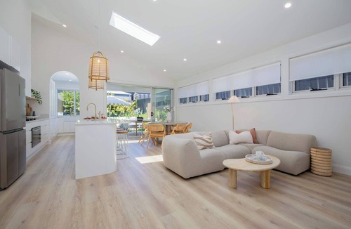 Long Jetty Condo | Nirvana Retreat-Mineral Pool & walk to the Beaches