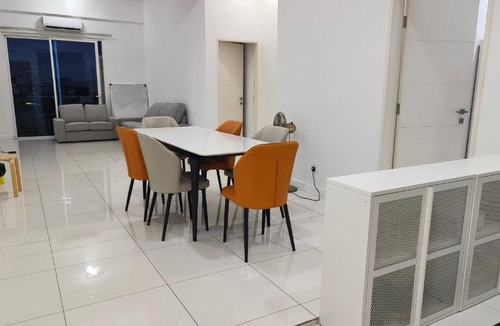 Bandar Puchong Jaya Apartment | No 17 The Sten Puchong IOI Mall