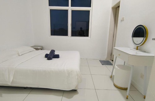 Bandar Puchong Jaya Apartment | No 17 The Sten Puchong IOI Mall