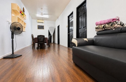 Penampang House | Nonamanis Guest House Putatan