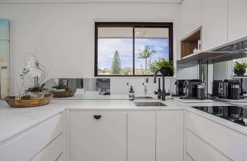 Freshwater Apartment | North-East Facing Modern 2-bed Apartment