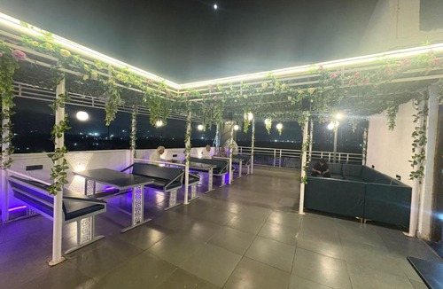 Sector 70 Hotel | North Eye Hotel