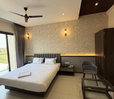 Islampur Hotel | O'Nest Select