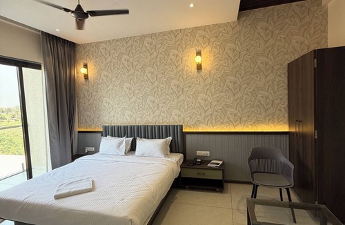 Islampur Hotel | O'Nest Select