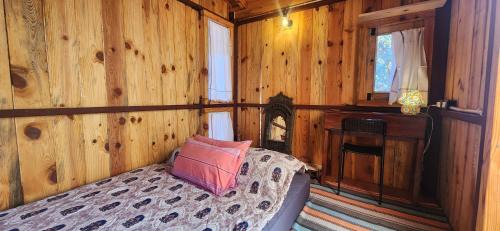 Kaul Apartment | Oak Forest Cabin - Misty, Quiet, Himalayan Getaway