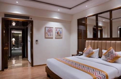 Morbi Hotel | OAKTREE HOTEL