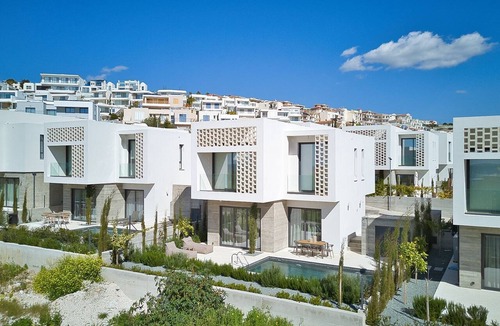 Chlorakas Villa | Oasis Villa 3 - Three Bedroom Villa, Sleeps 6