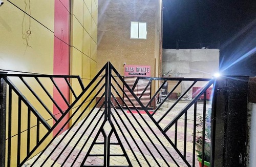 Naini Hotel | Ojas Royale - Banquet and Hotel