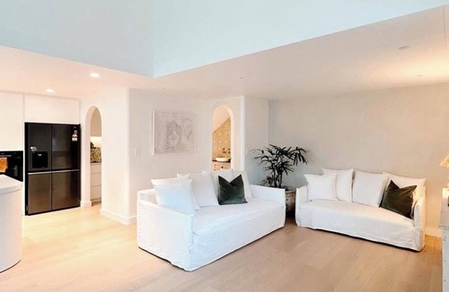Avalon Beach House | Olive at Avalon Beach Pet Friendly.