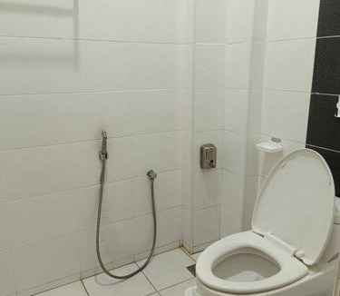 Bandar Sri Sendayan House | Omar Little Palace - 10 Bedroom Homestay Seremban