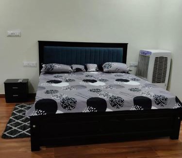 Avinashi House | Omi nivas II