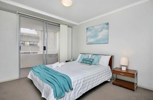 St. Leonards Apartment | One Bedroom Apartment Atchison St(L1006)