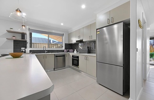 Llanarth House | Ophir. Six-Bedroom Entertainer. Bathurst