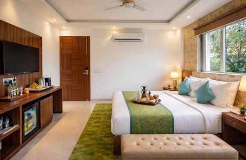 DLF City Hotel | OPO Horizon LYRO Hotel , Formerly known as Inde Hotel