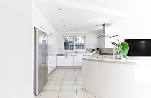 Werri Beach House | Opposite Werri Beach | Heated pool & spa, 7 bedrooms, ocean views, sleeps 14