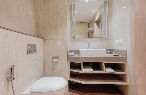 Vaishali Hotel | Orana Hotel & Convention ,Vaishali 1 minute Walk from Vaishali Metro Station.