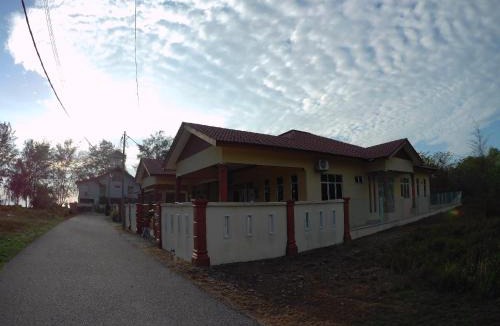 Kampung Sura Masjid House | Oriental Homestay Dungun