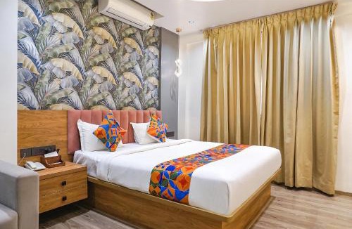 Kothrud Hotel | Oriva Shourya Residency