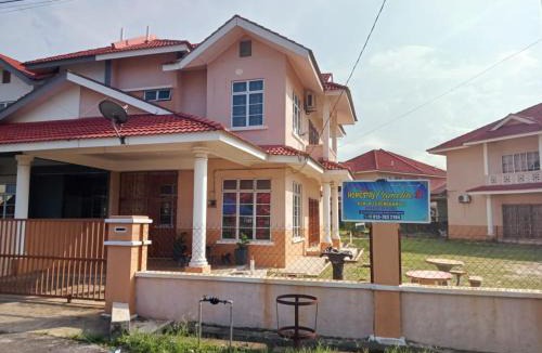 Kampung Seberang Takir House | Orkid Camelia Homestay - Near Drawbridge, Mayang Mall, KTCC, Pasar Payang