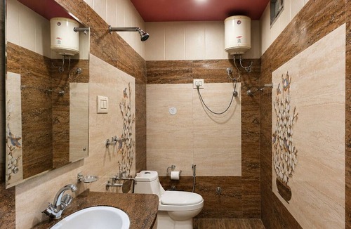 Palampur Hotel | Osho Hotel, Restaurant & Banquet