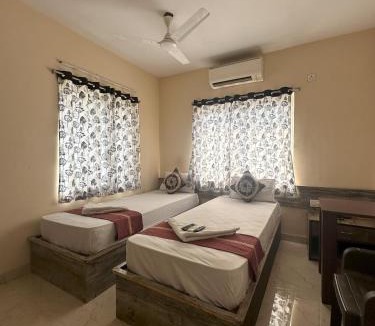 New Town Hotel | Ostro Inn New Town