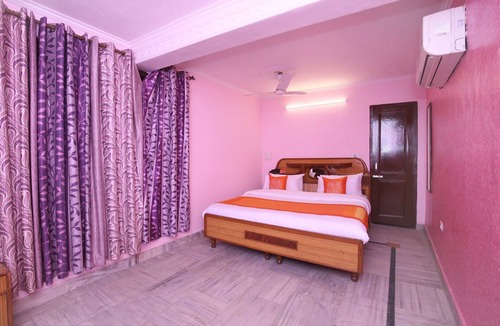 Sector 45 Hotel | OYO 10384 Hotel Rajesh Palace