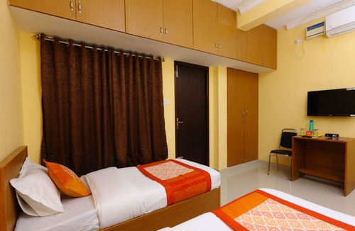 Madipakkam Hotel | OYO 14707 Micasa