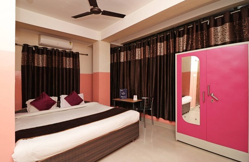 Sualkuchi Hotel | OYO 4979 Prabha Palace Lodge