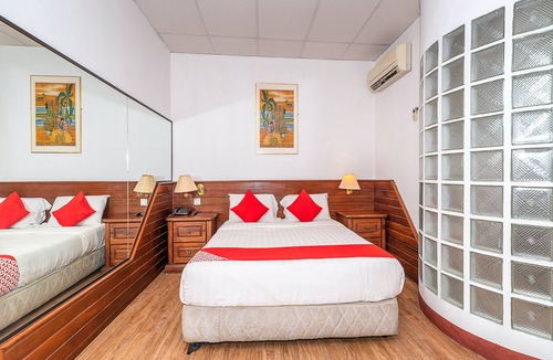 Penampang Hotel | OYO 89864 Hotel Holiday Park