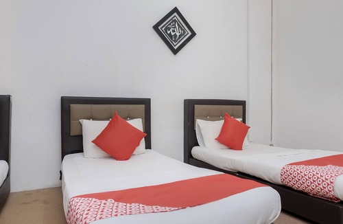 Kerteh Hotel | OYO 90180 Gemilang Hotel Kerteh