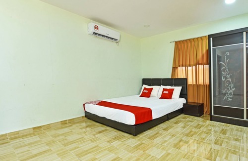Kuala Rompin Hotel | OYO 90315 Chalet Pantai Rantau Panjang