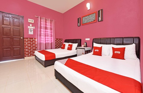 Kampung Mawar Hotel | Oyo 90605 Nurulhuda Langkawi Hillview Roomstay