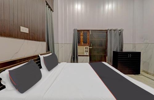 Kalyanpur Hotel | OYO Flagship Hotel Tri Palace