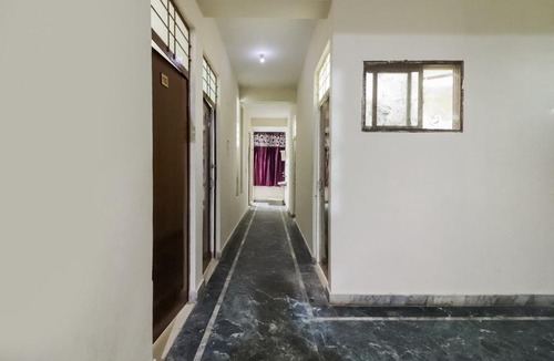 Gwalior Hotel | OYO Flagship KANCHAN PALACE