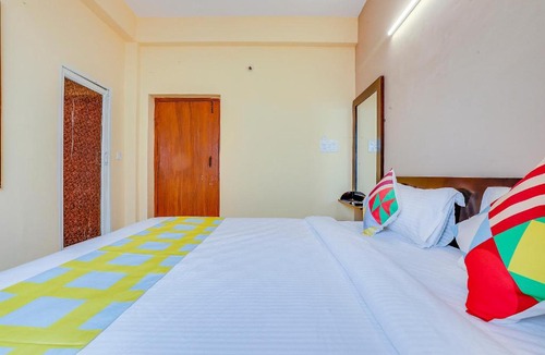Banjara Hills Apartment | OYO Home 62549 Peaceful Stay