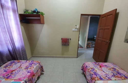 Pasir Mas House | OYO HOME 90280 Darussalam Homestay