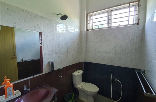 Pasir Mas House | OYO HOME 90280 Darussalam Homestay