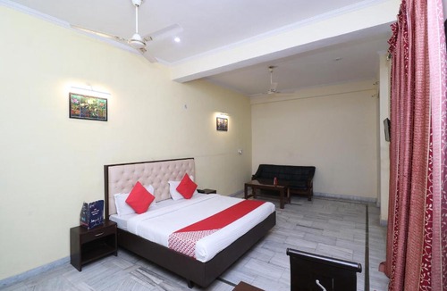 Bareilly Hotel | OYO Hotel Ayaan