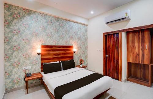 Gomti Nagar Hotel | OYO Hotel O Khargapur Ring Road Formerly Shimla Grand