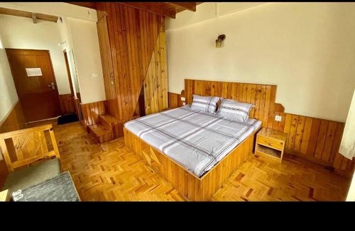 Naggar House | Pahariqueenhousecafe